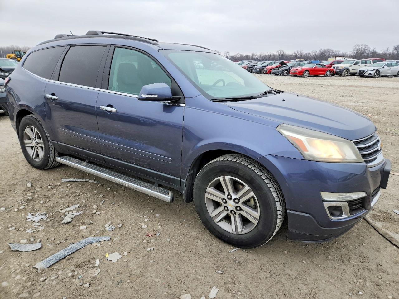 2014 CHEVROLET TRAVERSE LT photo 4