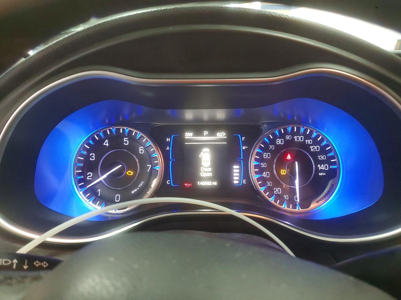 2015 CHRYSLER 200 LIMITED photo 9