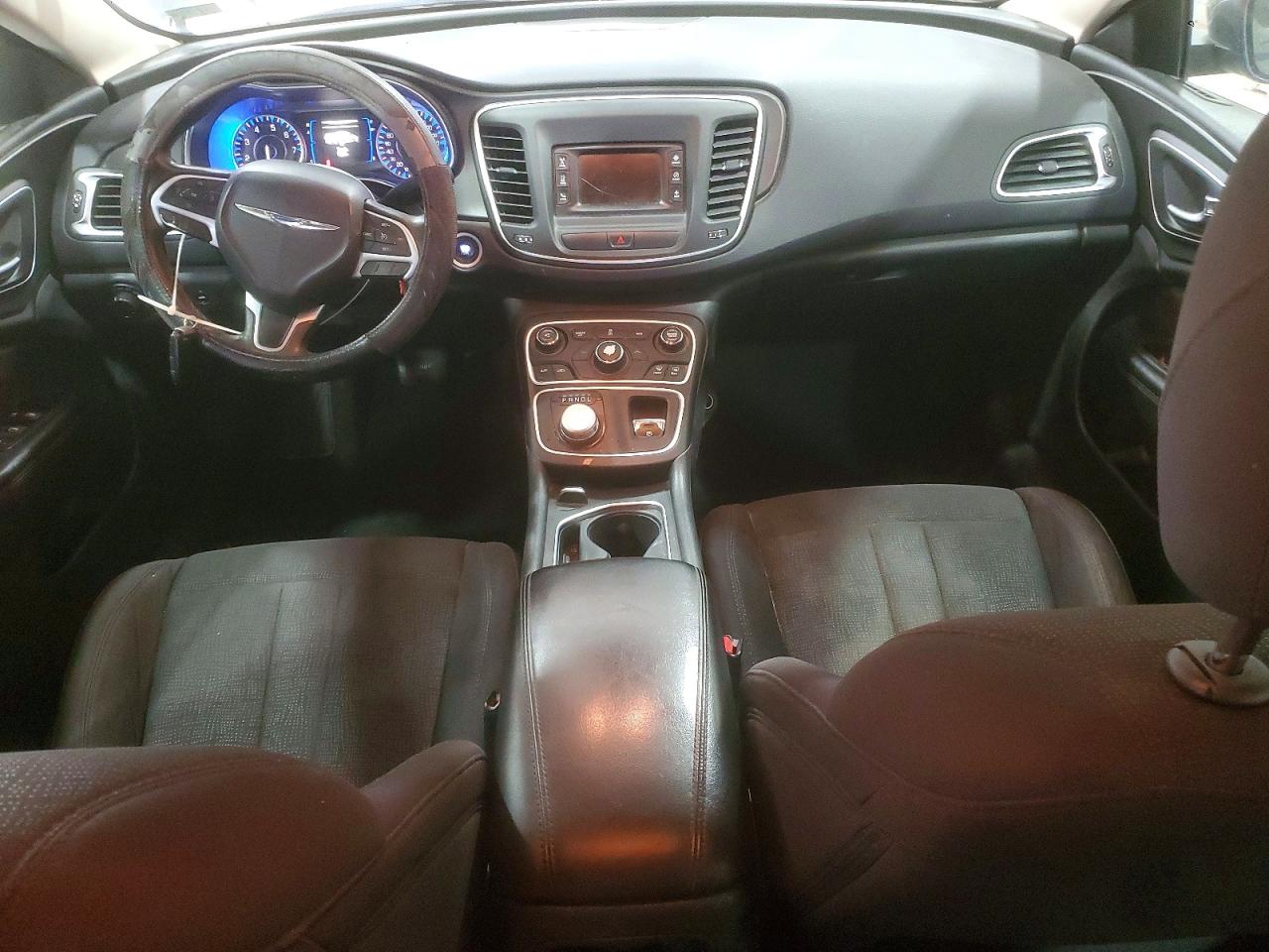 2015 CHRYSLER 200 LIMITED photo 8