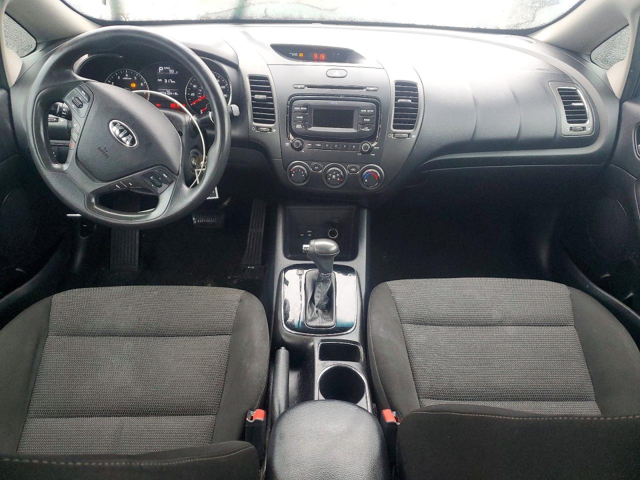2017 KIA FORTE LX photo 8