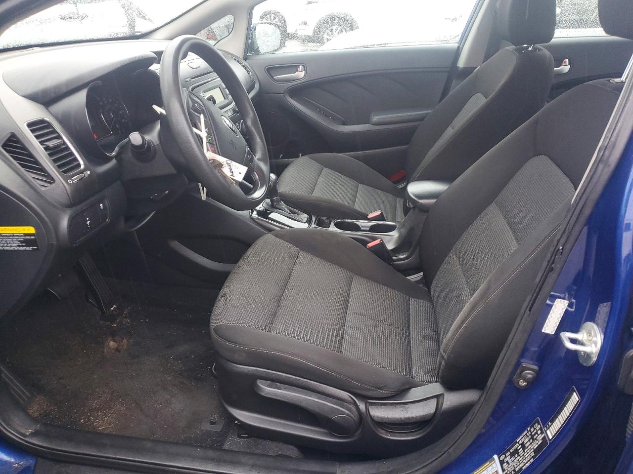 2017 KIA FORTE LX photo 7