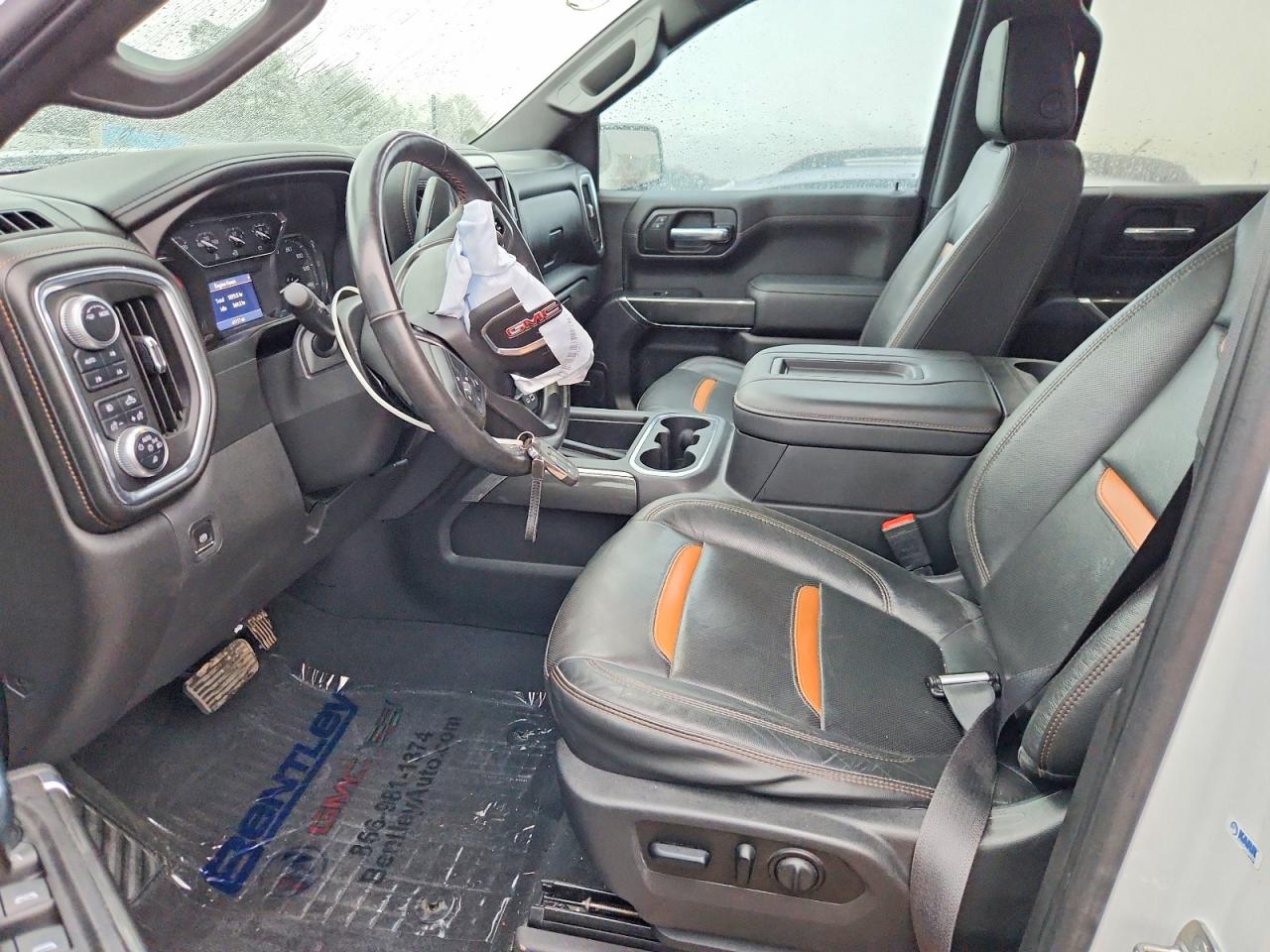 2020 GMC SIERRA K1500 AT4 photo 13