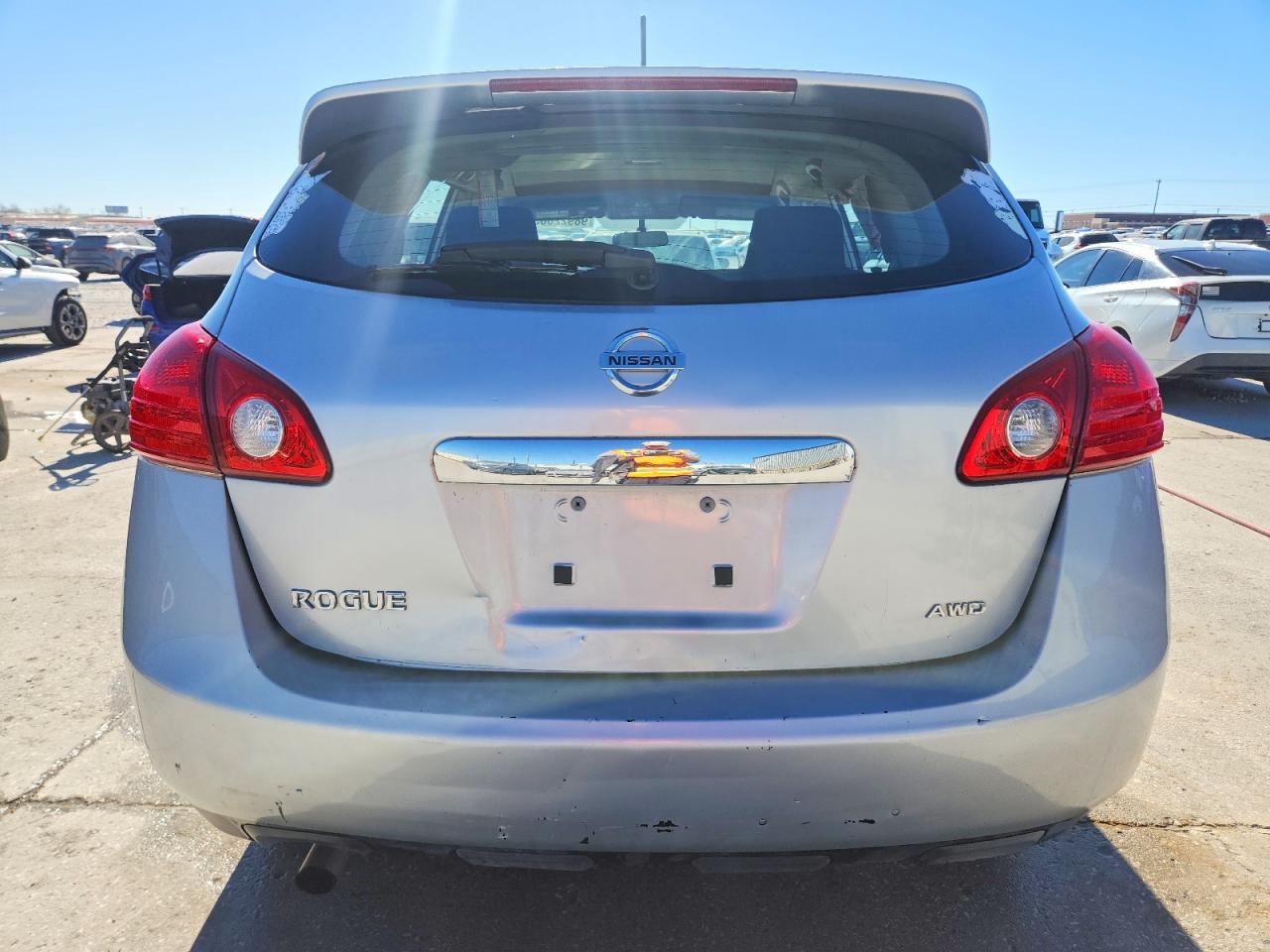 2013 NISSAN ROGUE S photo 6