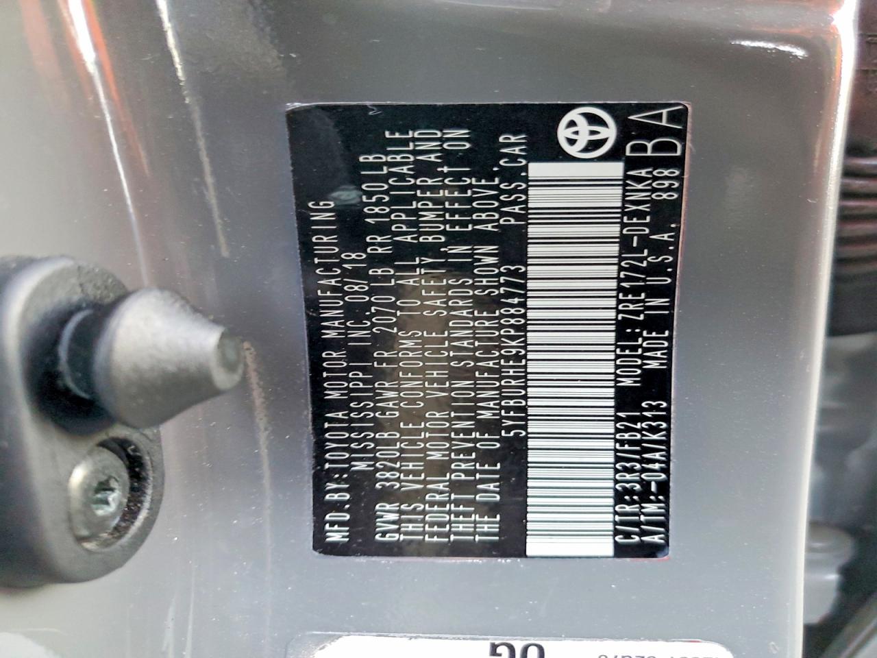 2019 TOYOTA COROLLA L photo 12