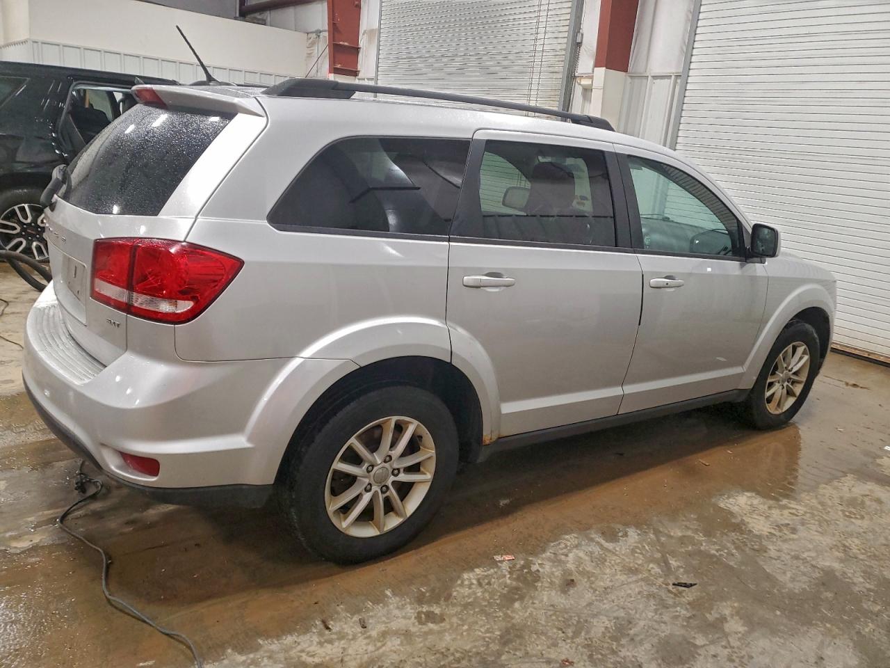 2014 DODGE JOURNEY SXT photo 3
