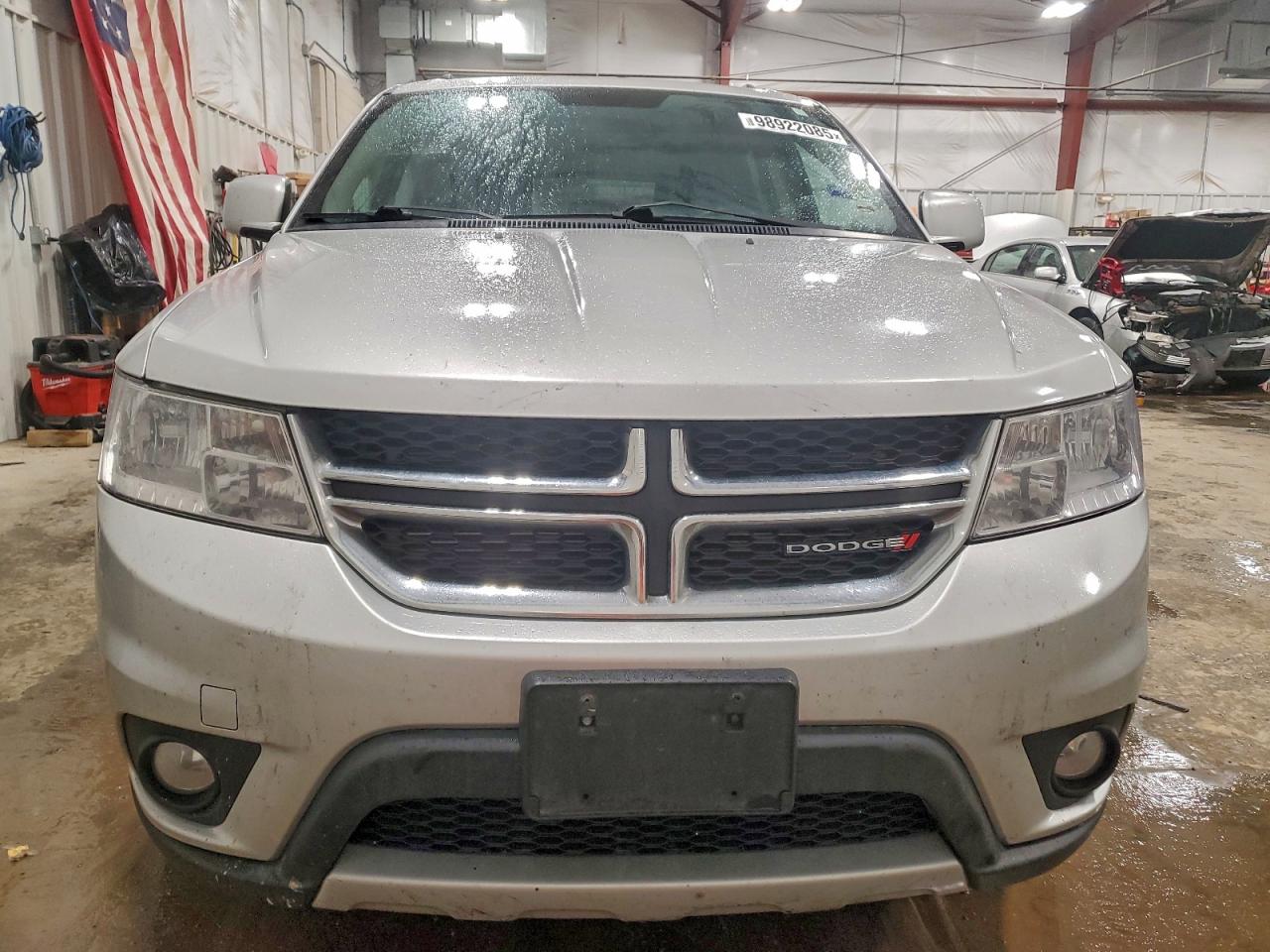 2014 DODGE JOURNEY SXT photo 5