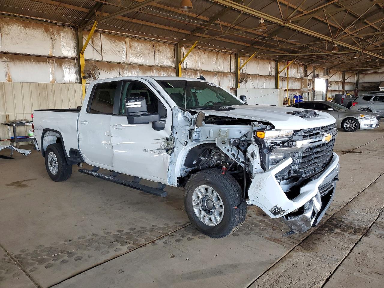 2025 CHEVROLET SILVERADO K2500 HEAVY DUTY LT photo 4