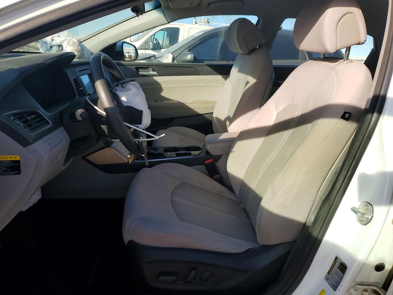 2015 HYUNDAI SONATA SPORT photo 19
