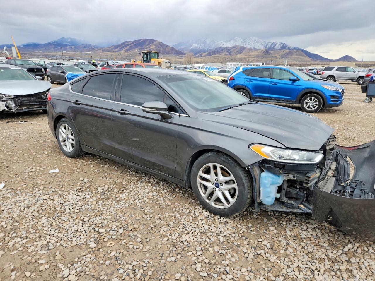 2016 FORD FUSION SE photo 4