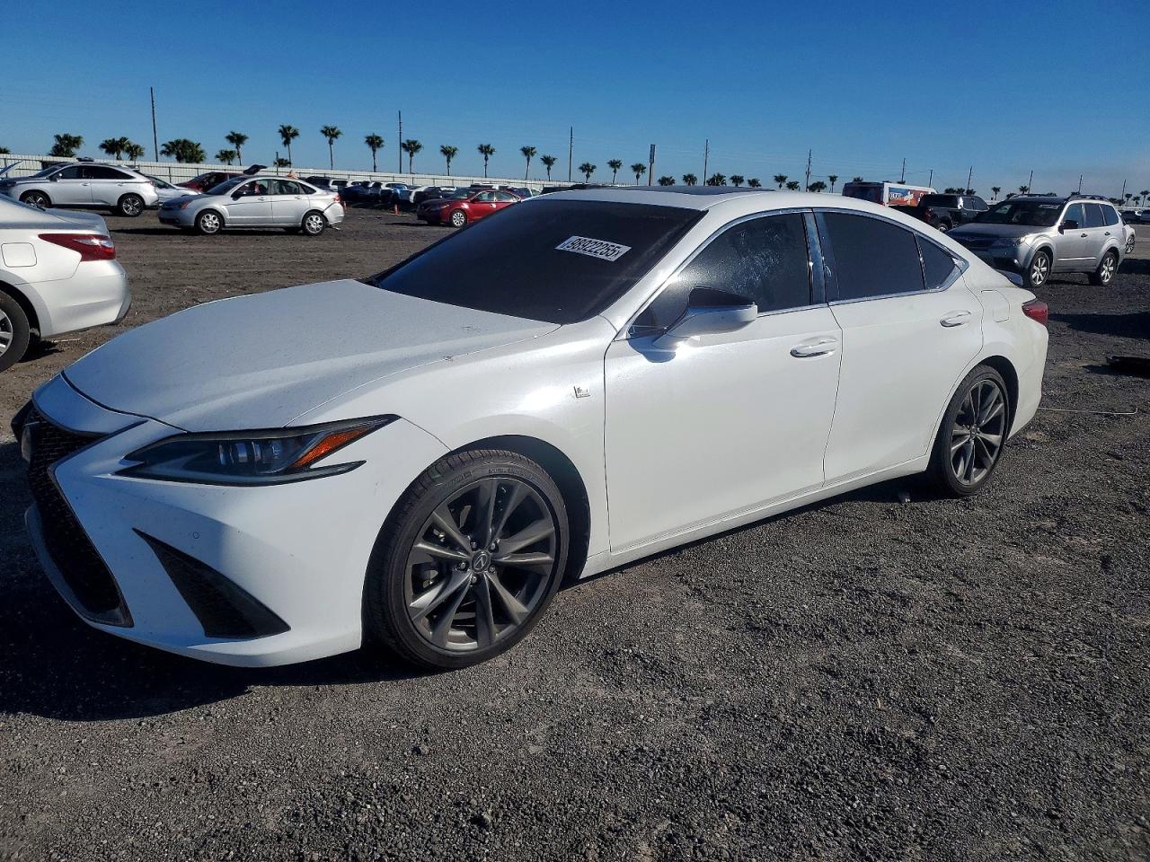2019 LEXUS ES