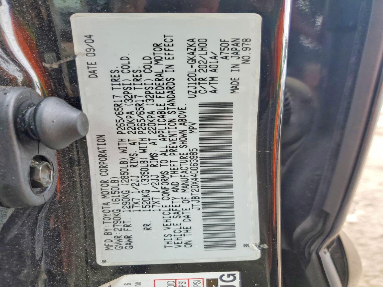 2004 LEXUS GX 470 photo 23