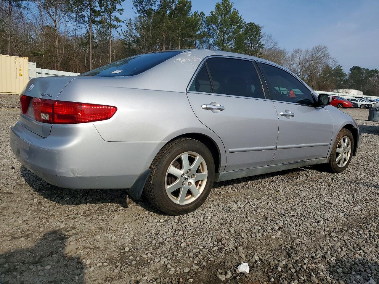2005 HONDA ACCORD LX photo 3