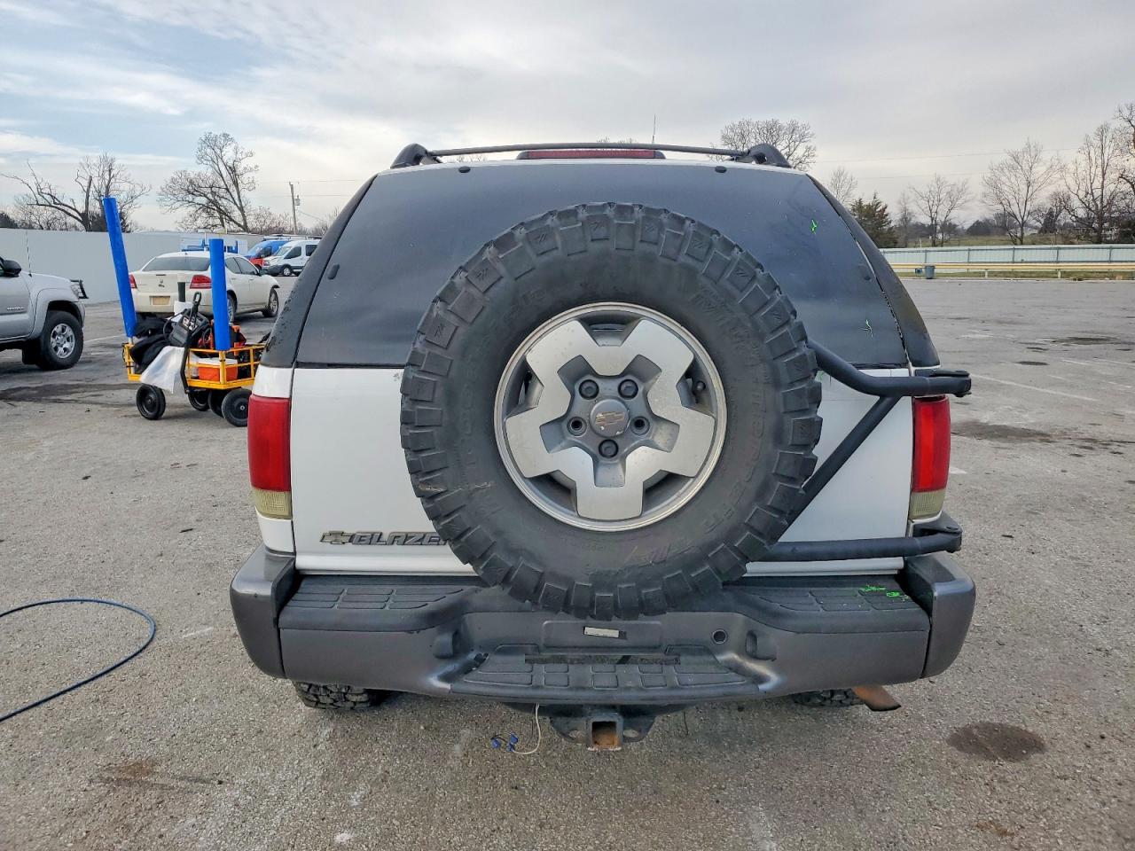 2003 CHEVROLET BLAZER photo 6