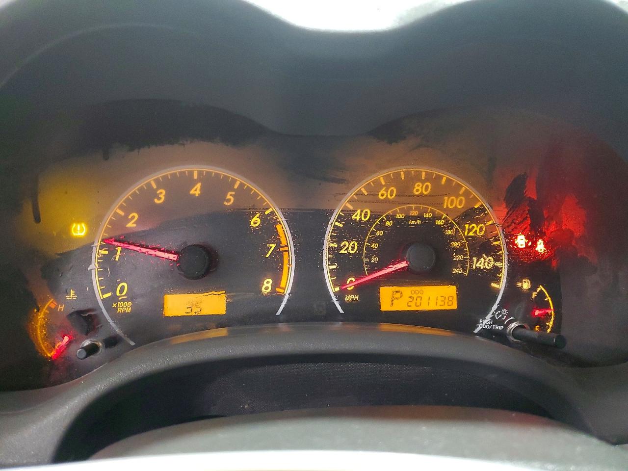 2010 TOYOTA COROLLA LE photo 9