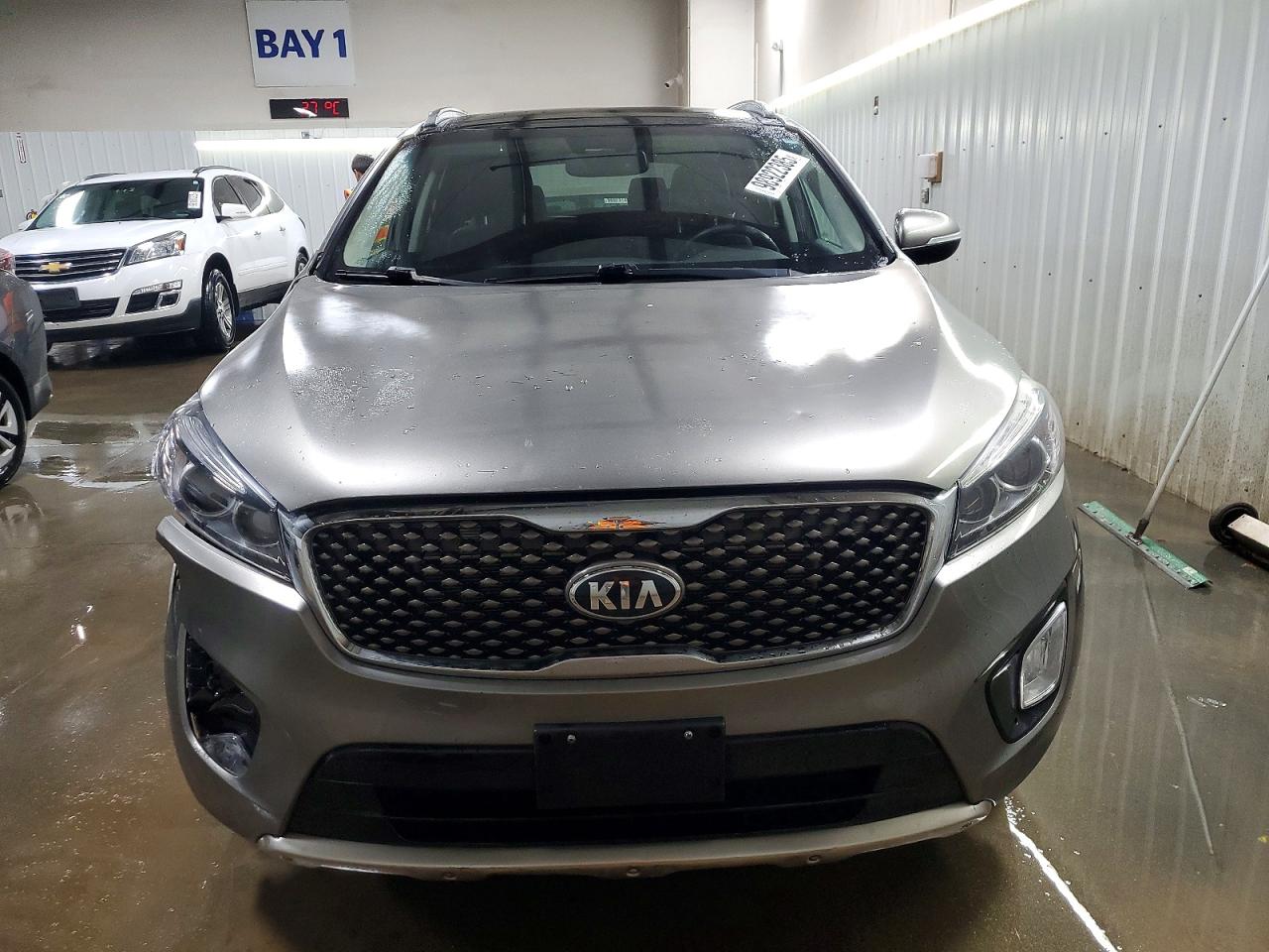 2016 KIA SORENTO SX photo 5