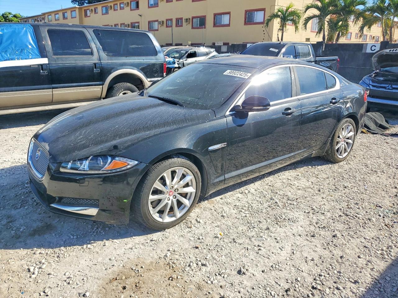 2015 JAGUAR XF