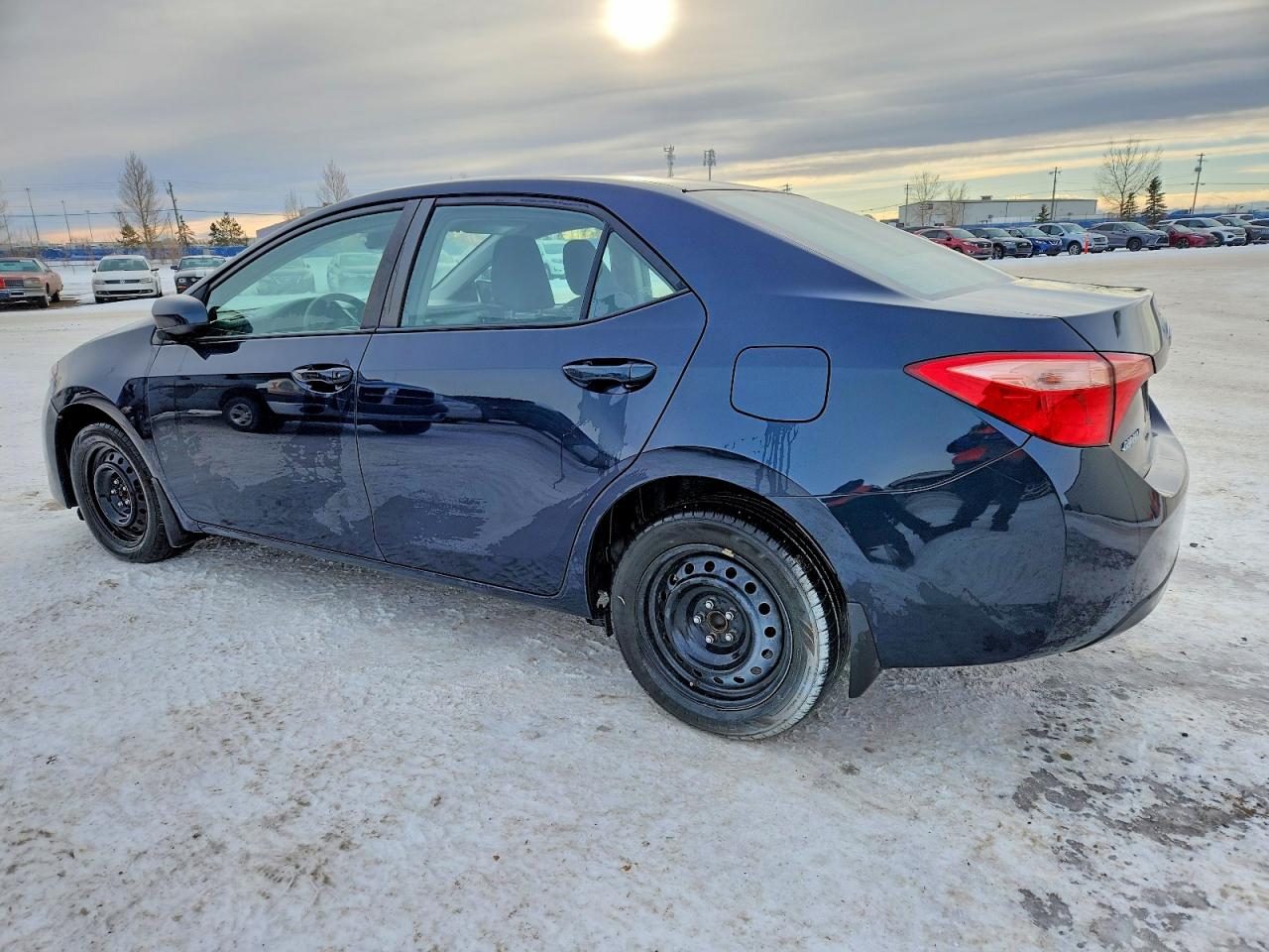 2019 TOYOTA COROLLA L photo 2