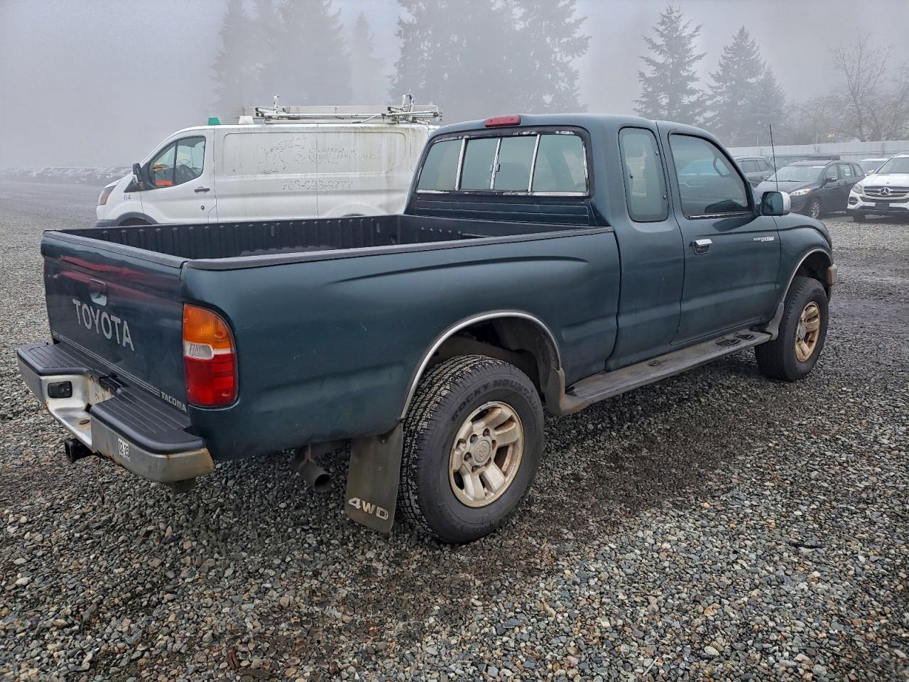 1996 TOYOTA TACOMA XTRACAB SR5 photo 3