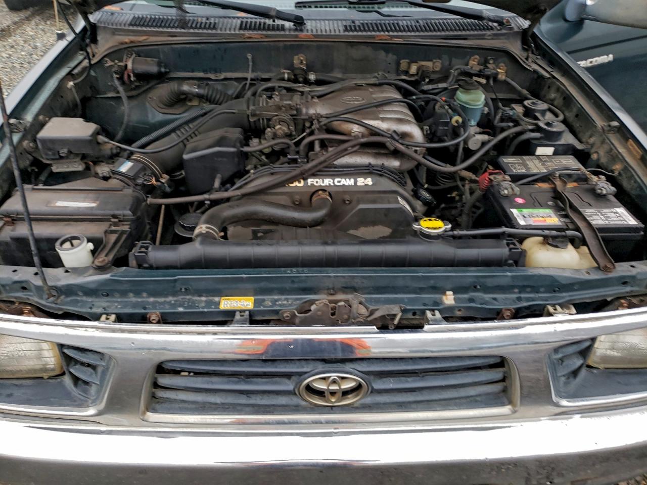 1996 TOYOTA TACOMA XTRACAB SR5 photo 11