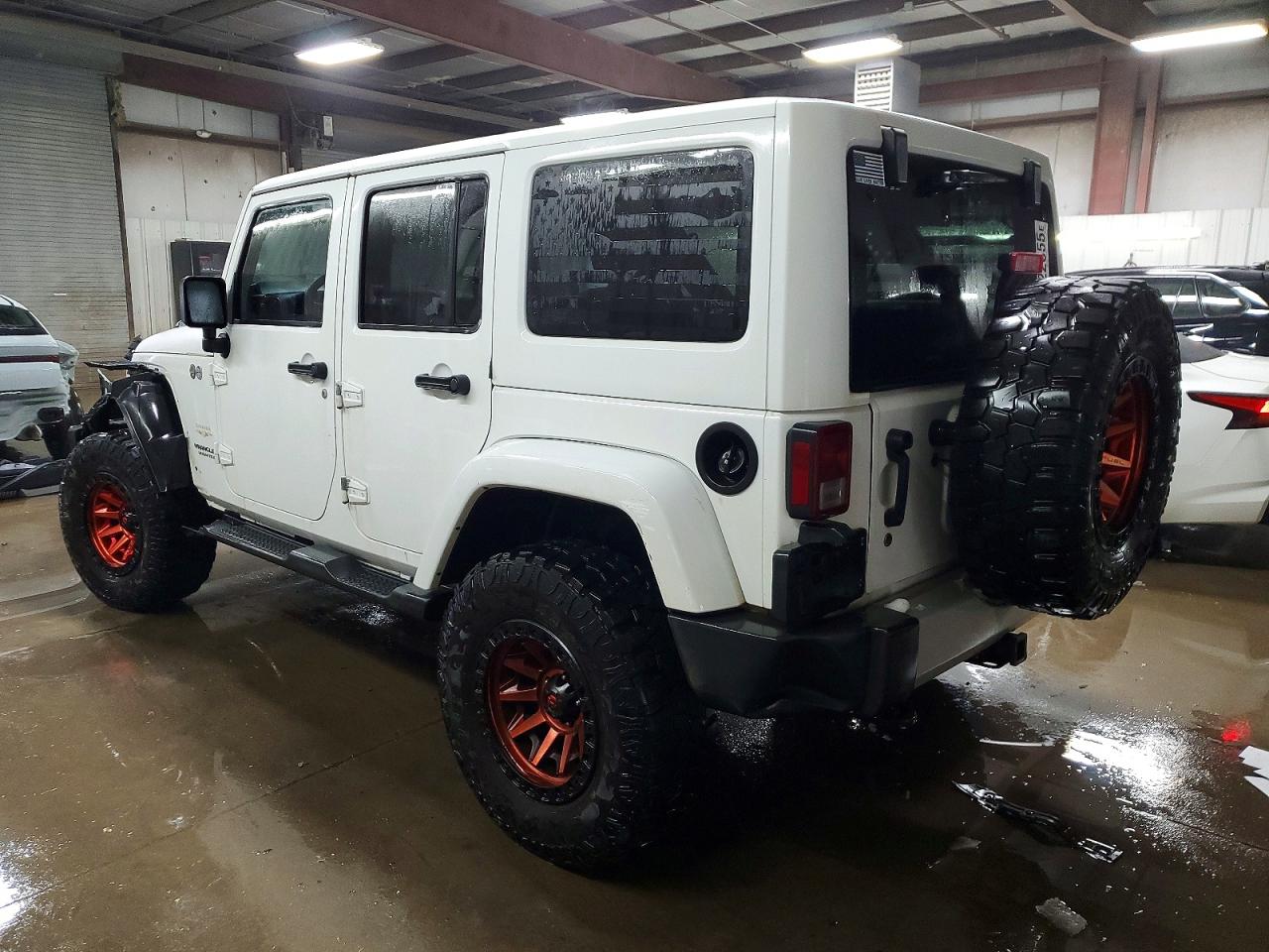 2012 JEEP WRANGLER UNLIMITED SAHARA photo 3