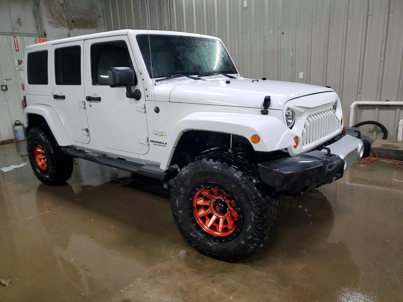 2012 JEEP WRANGLER UNLIMITED SAHARA photo 7