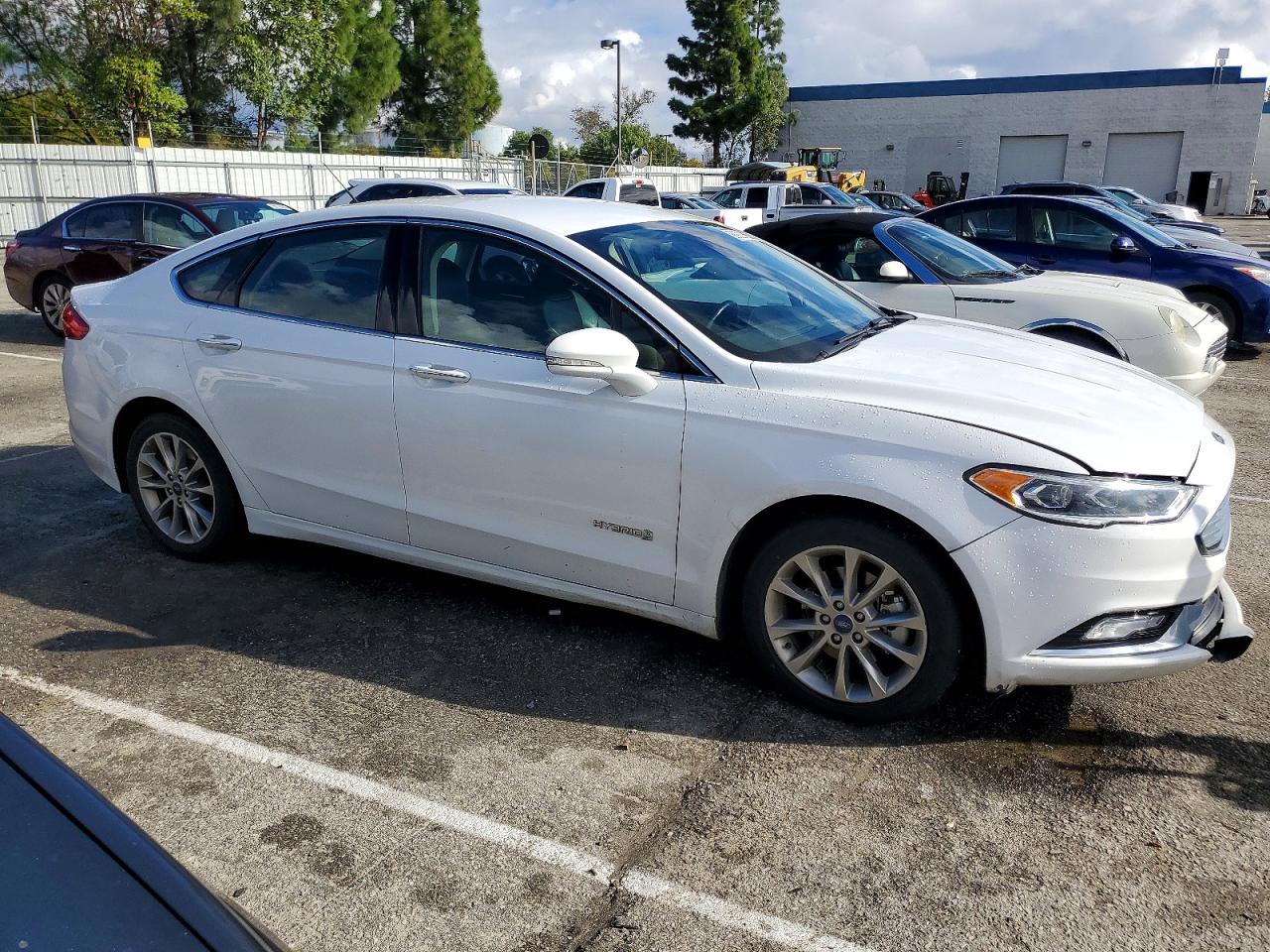 2017 FORD FUSION SE HYBRID photo 4