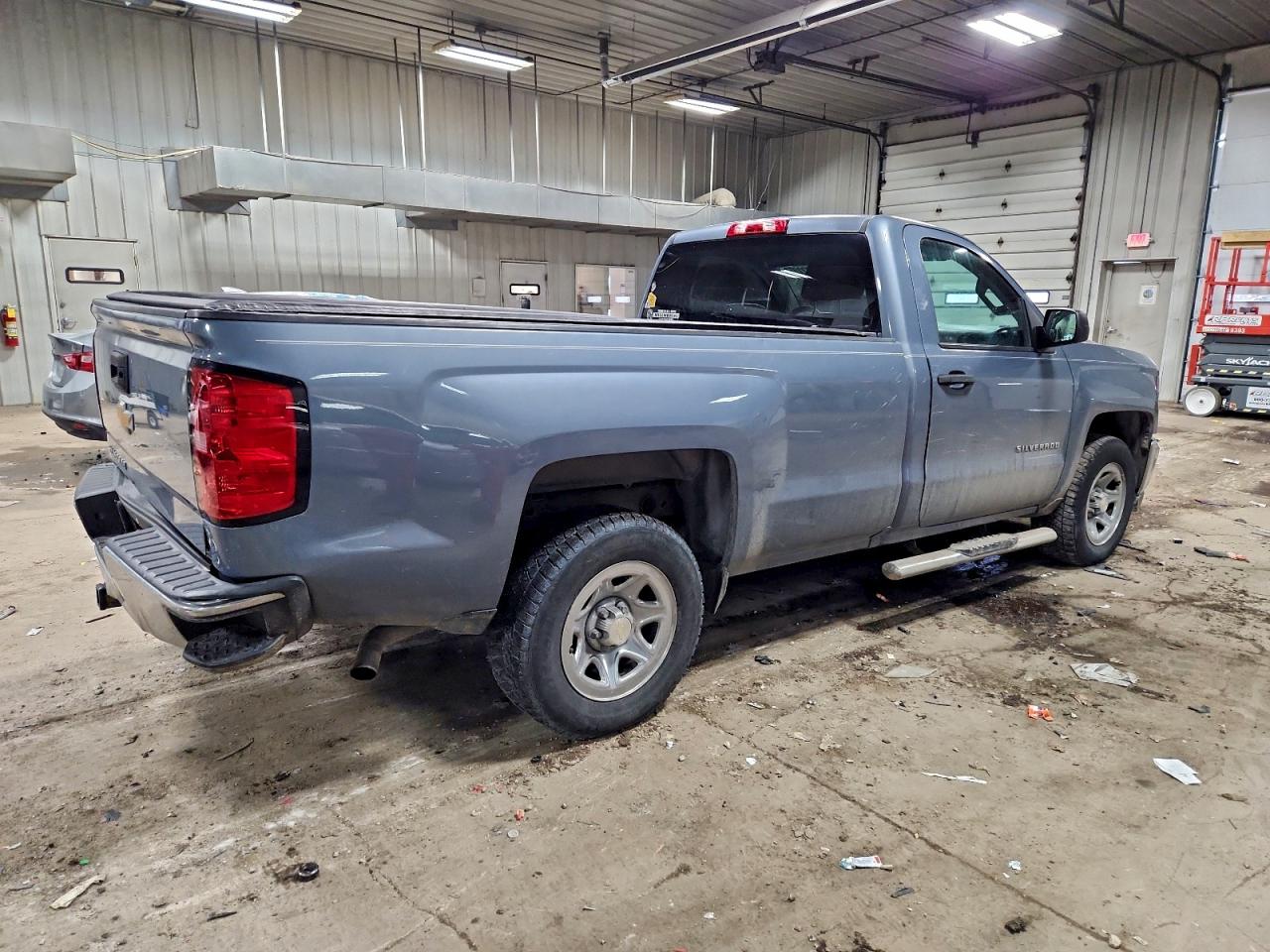 2016 CHEVROLET SILVERADO C1500 photo 3
