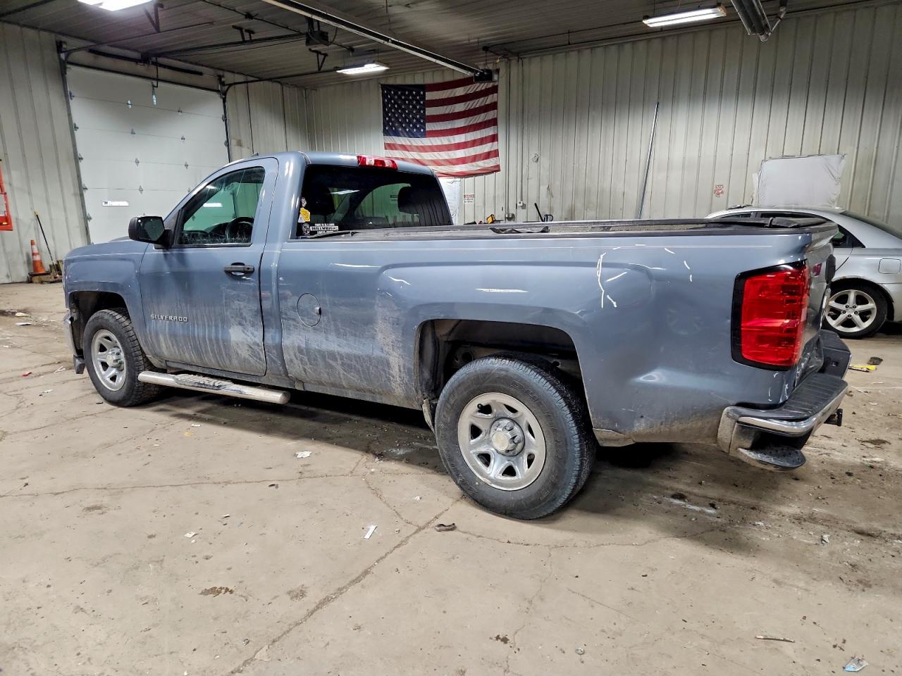 2016 CHEVROLET SILVERADO C1500 photo 2