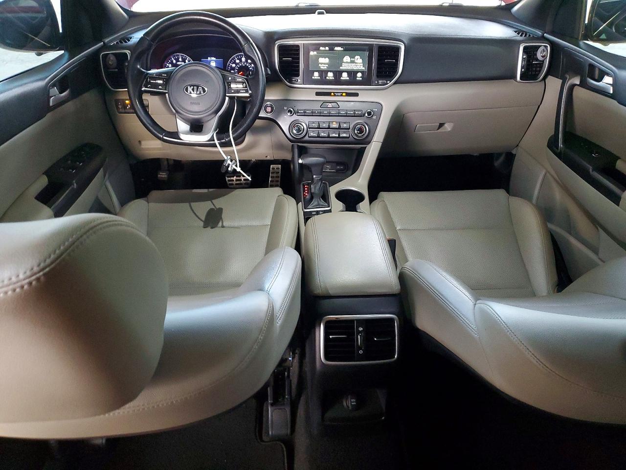 2020 KIA SPORTAGE S photo 8