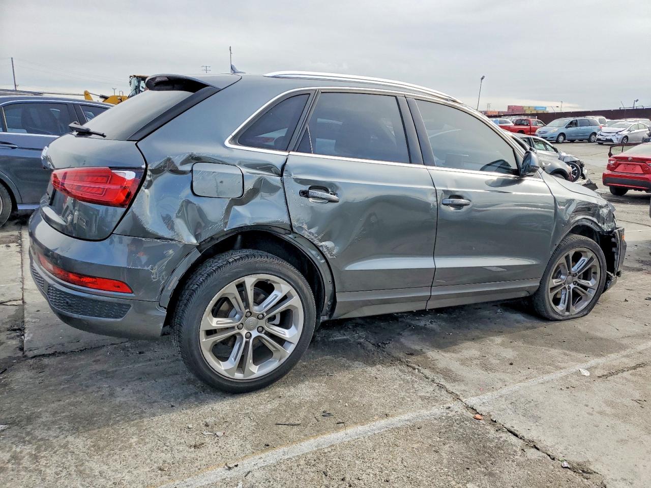 2018 AUDI Q3 PREMIUM PLUS photo 3