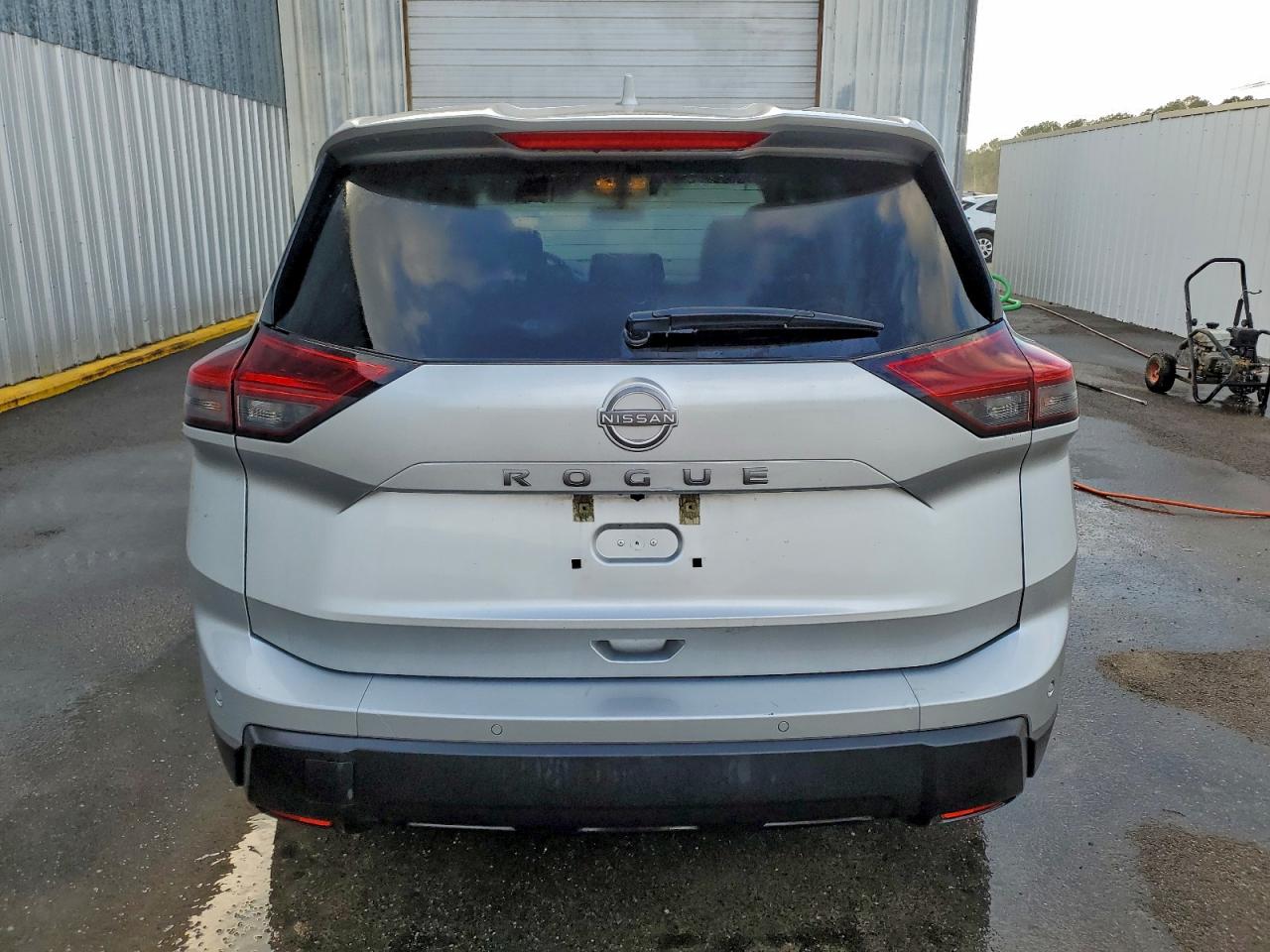 2025 NISSAN ROGUE SV photo 6