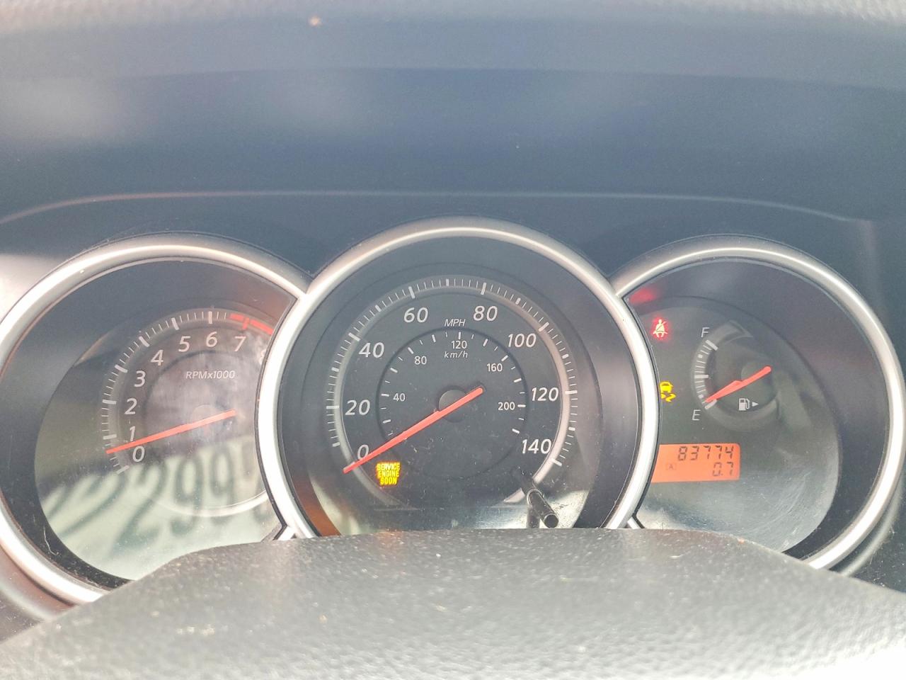 2012 NISSAN VERSA S photo 9