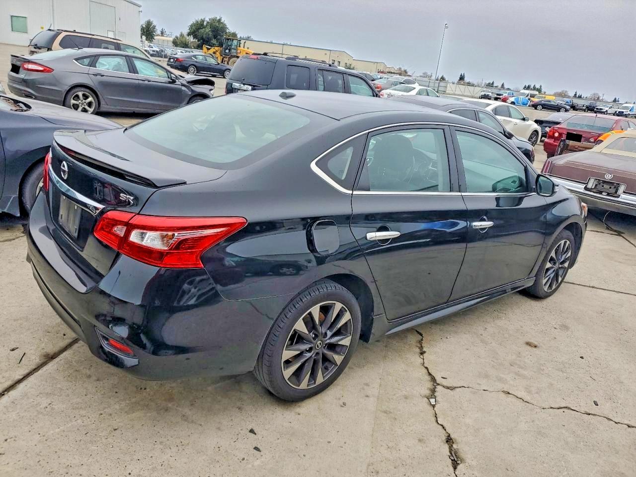 2019 NISSAN SENTRA S photo 3