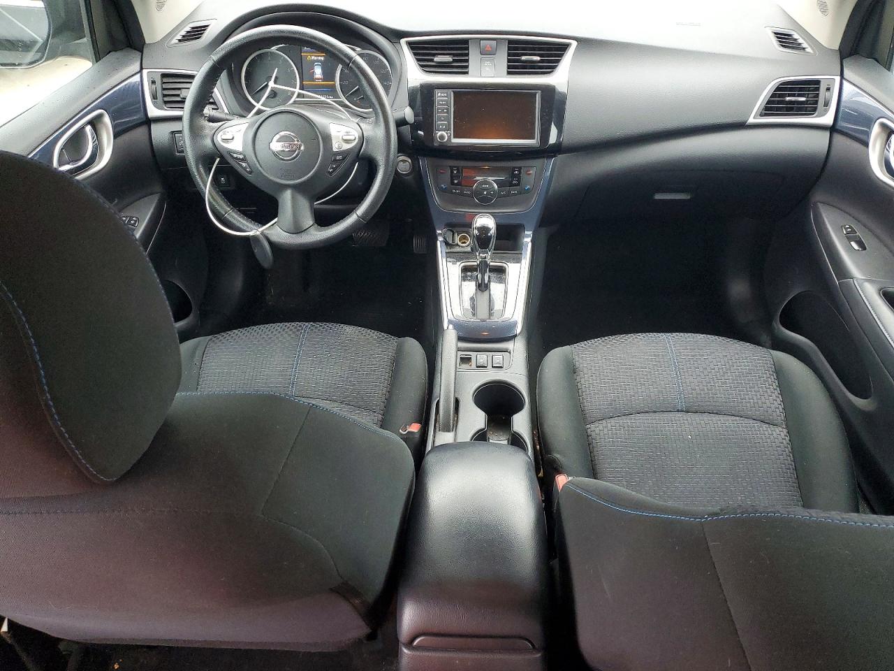 2019 NISSAN SENTRA S photo 8