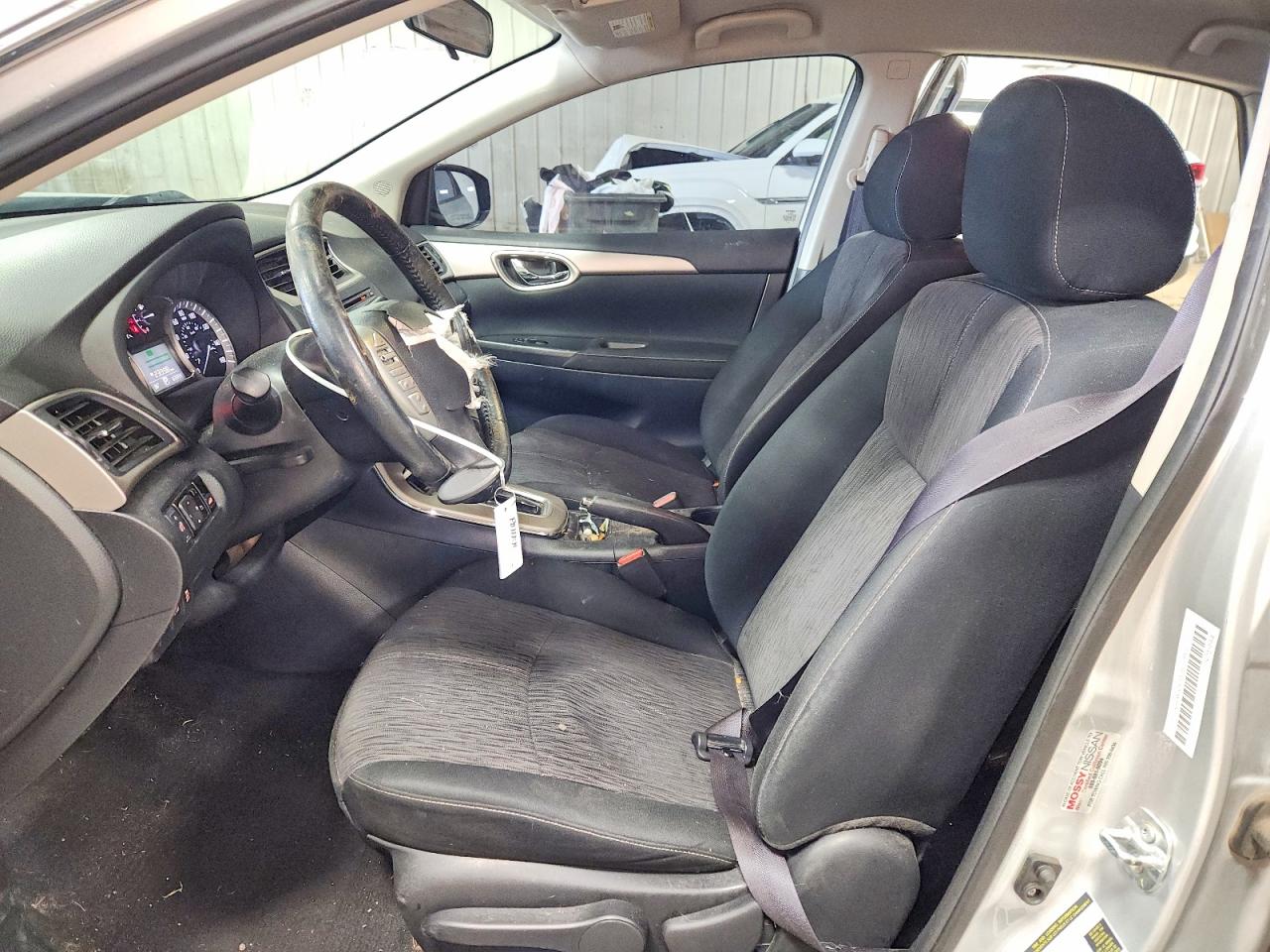 2015 NISSAN SENTRA S photo 7