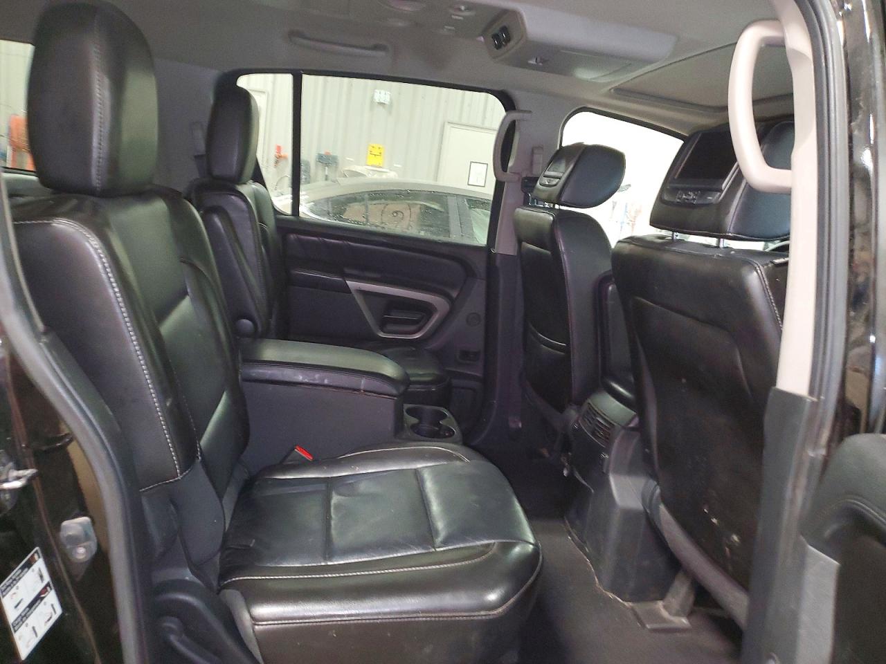 2015 NISSAN ARMADA PLATINUM photo 11