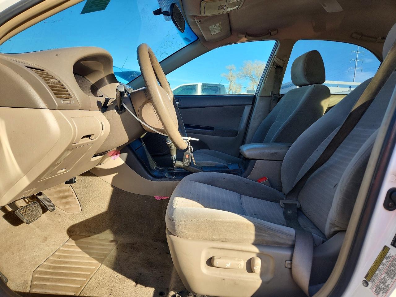 2006 TOYOTA CAMRY LE photo 19