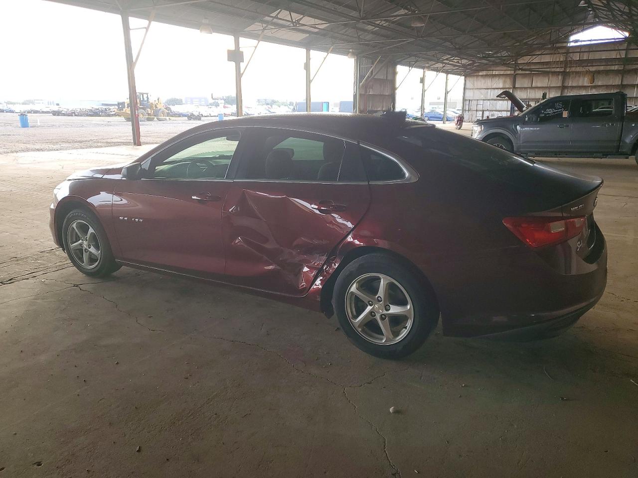 2016 CHEVROLET MALIBU LS photo 2
