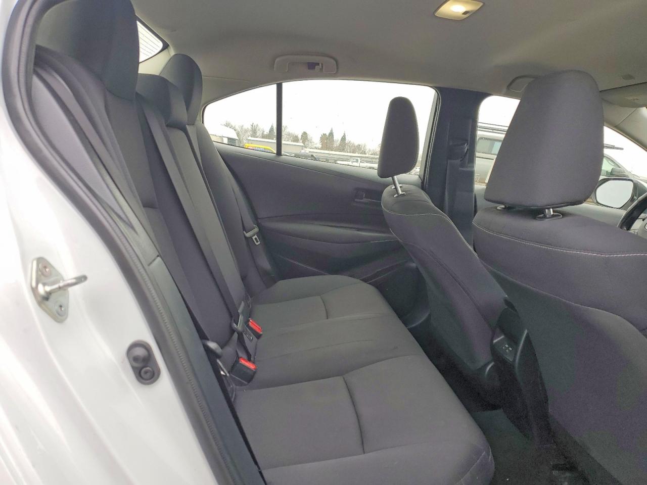 2024 TOYOTA COROLLA LE photo 10