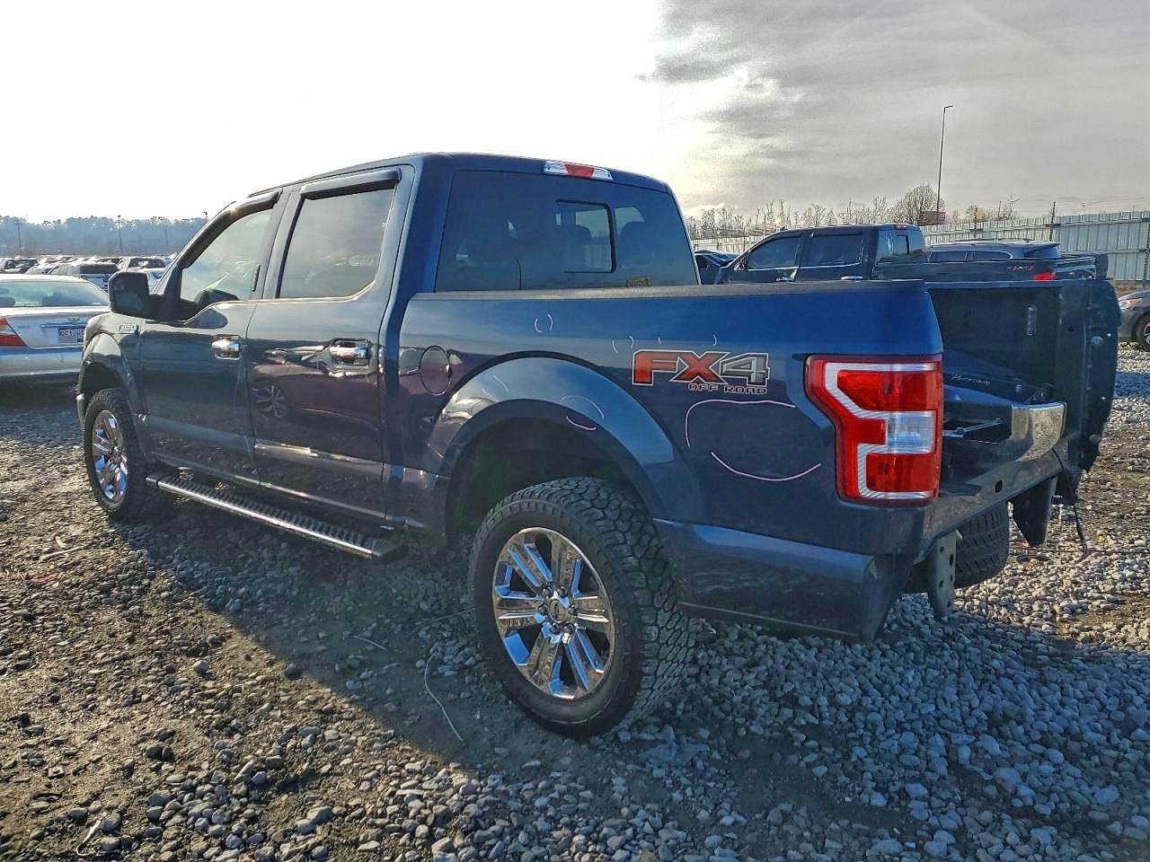 2018 FORD F150 SUPERCREW photo 2