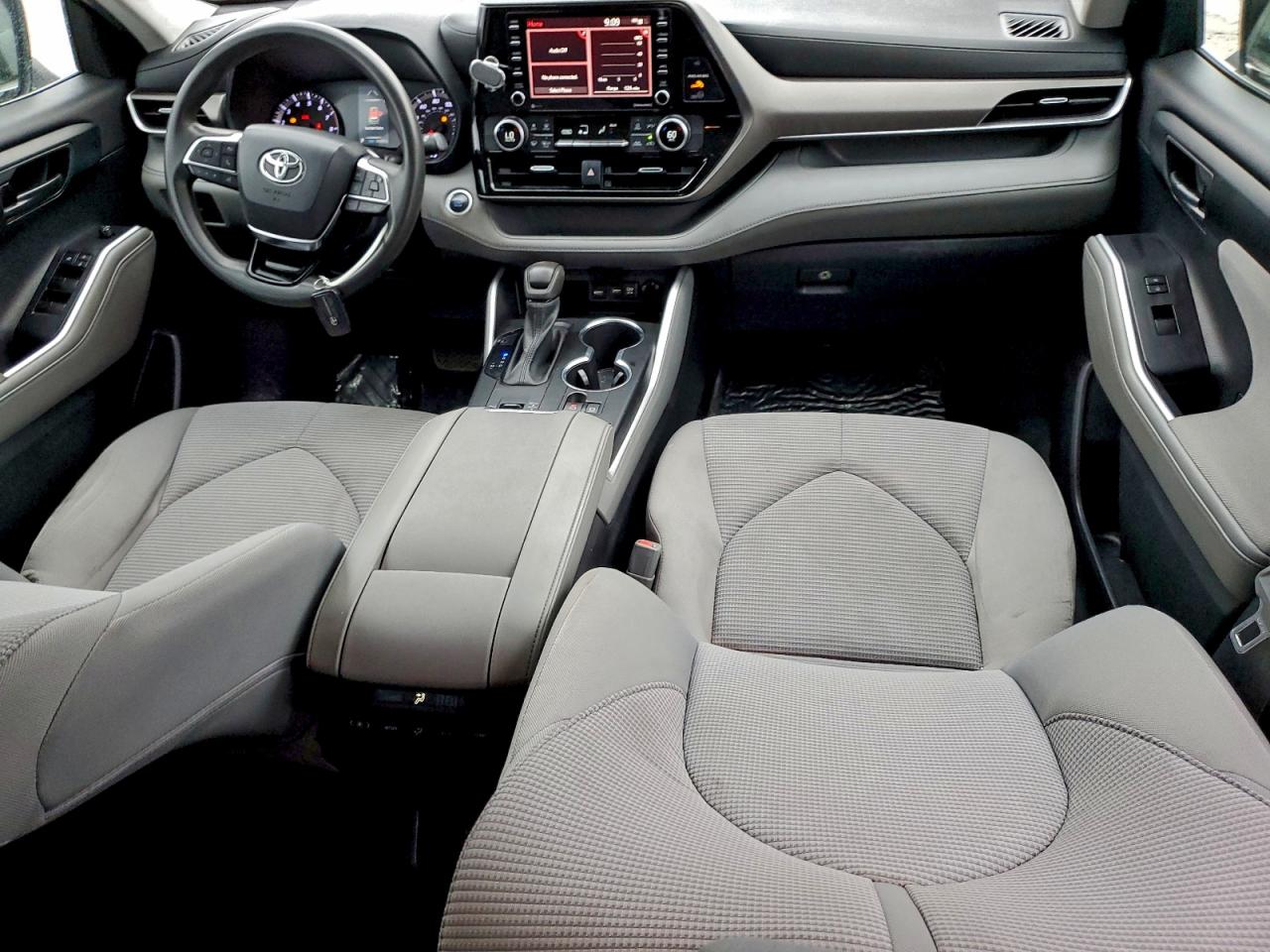 2021 TOYOTA HIGHLANDER L photo 8