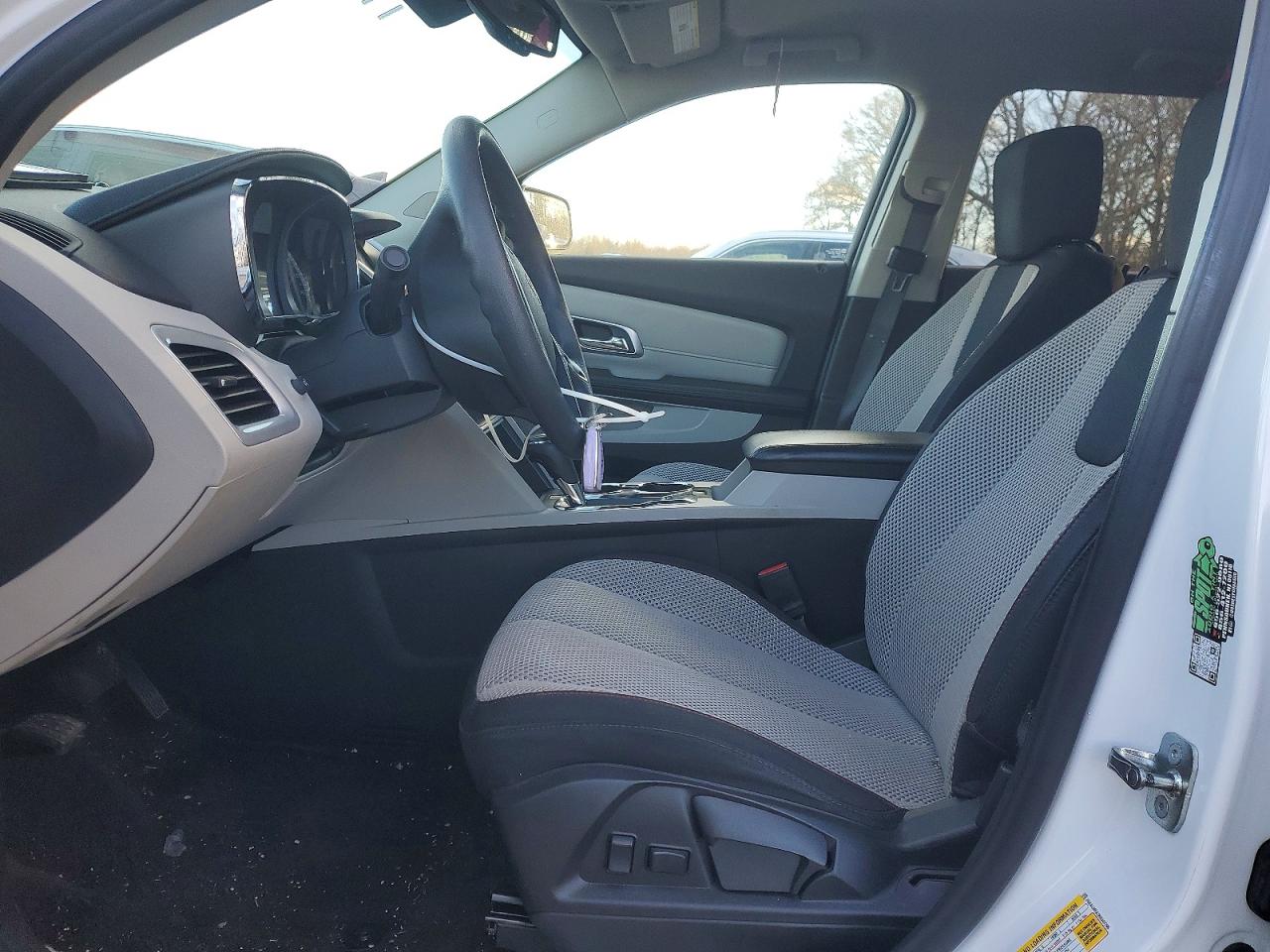 2017 GMC TERRAIN SLE photo 7