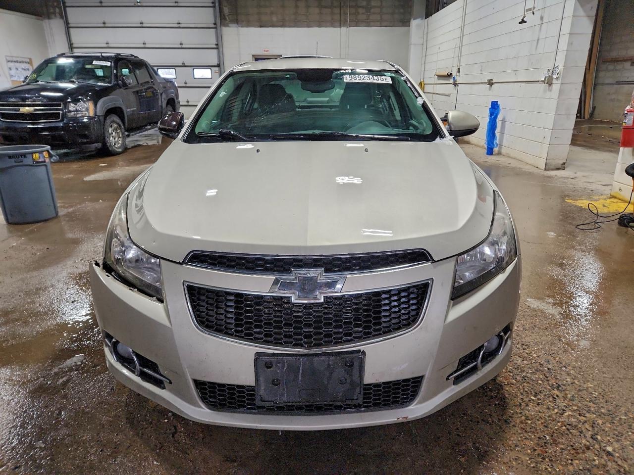 2013 CHEVROLET CRUZE LT photo 5