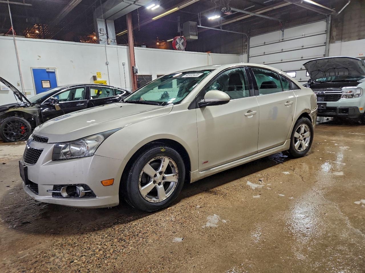2013 CHEVROLET CRUZE