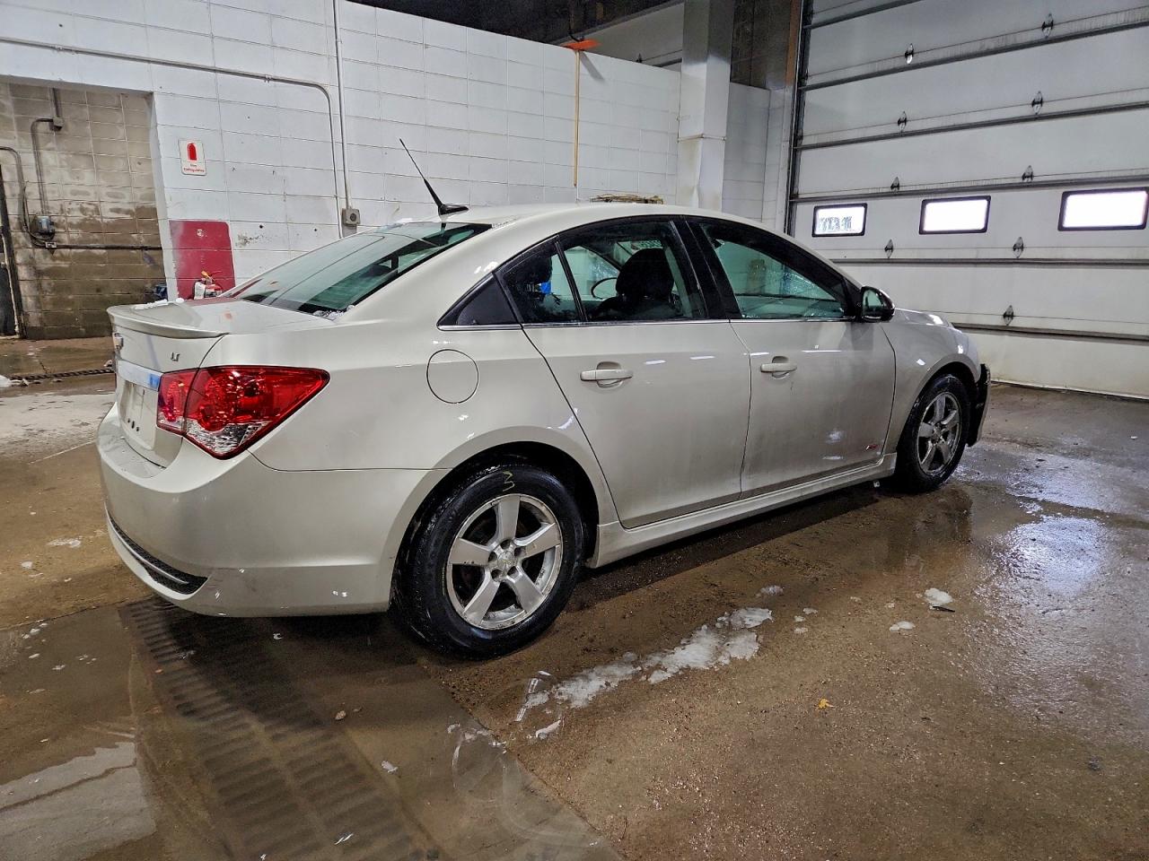 2013 CHEVROLET CRUZE LT photo 3