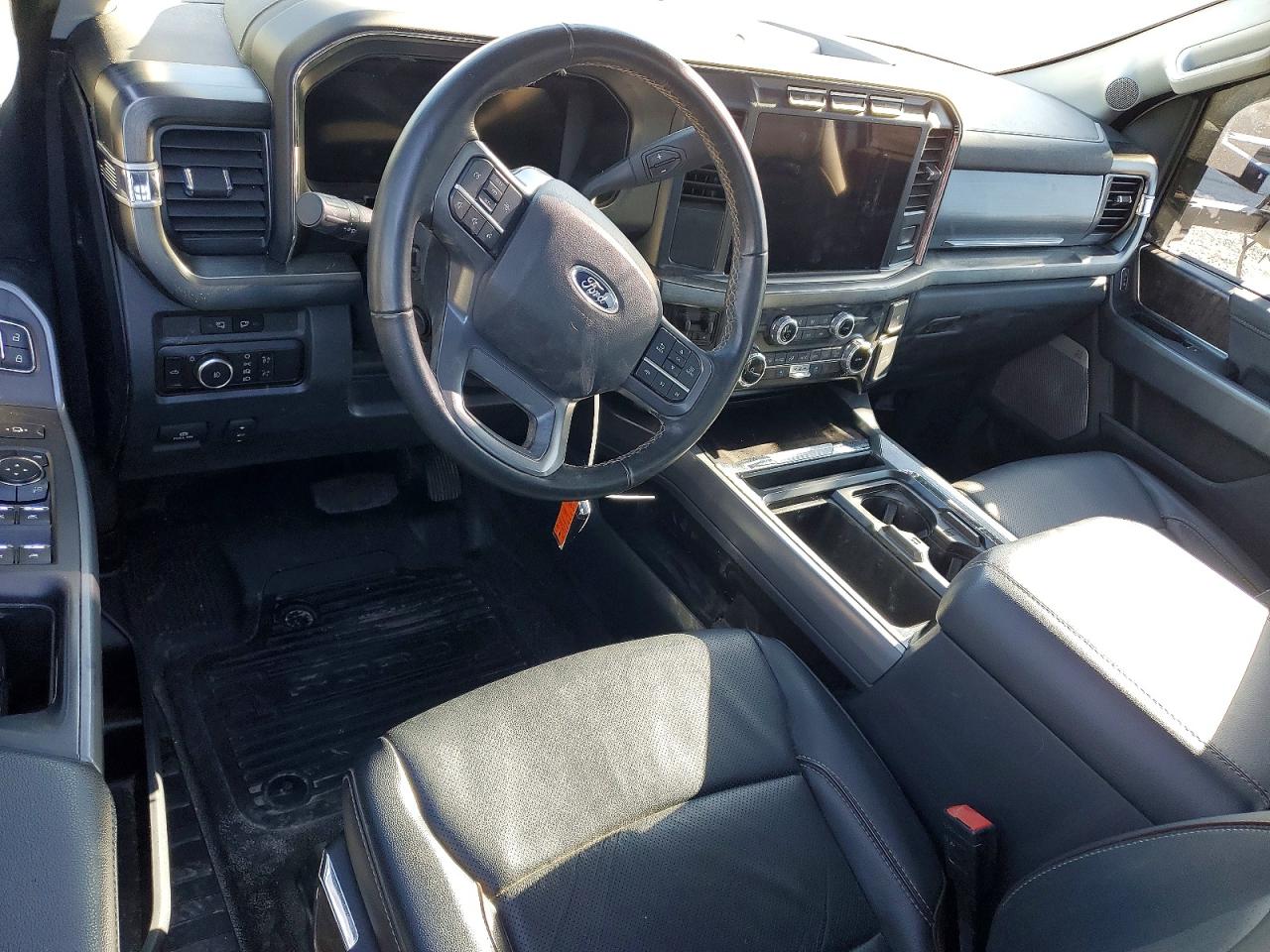 2023 FORD F550 SUPER DUTY photo 8