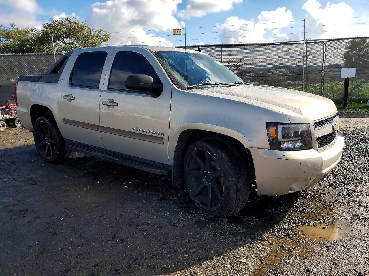 2007 CHEVROLET AVALANCHE C1500 photo 4