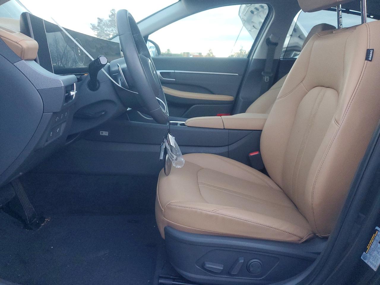 2025 HYUNDAI SONATA HYBRID photo 7