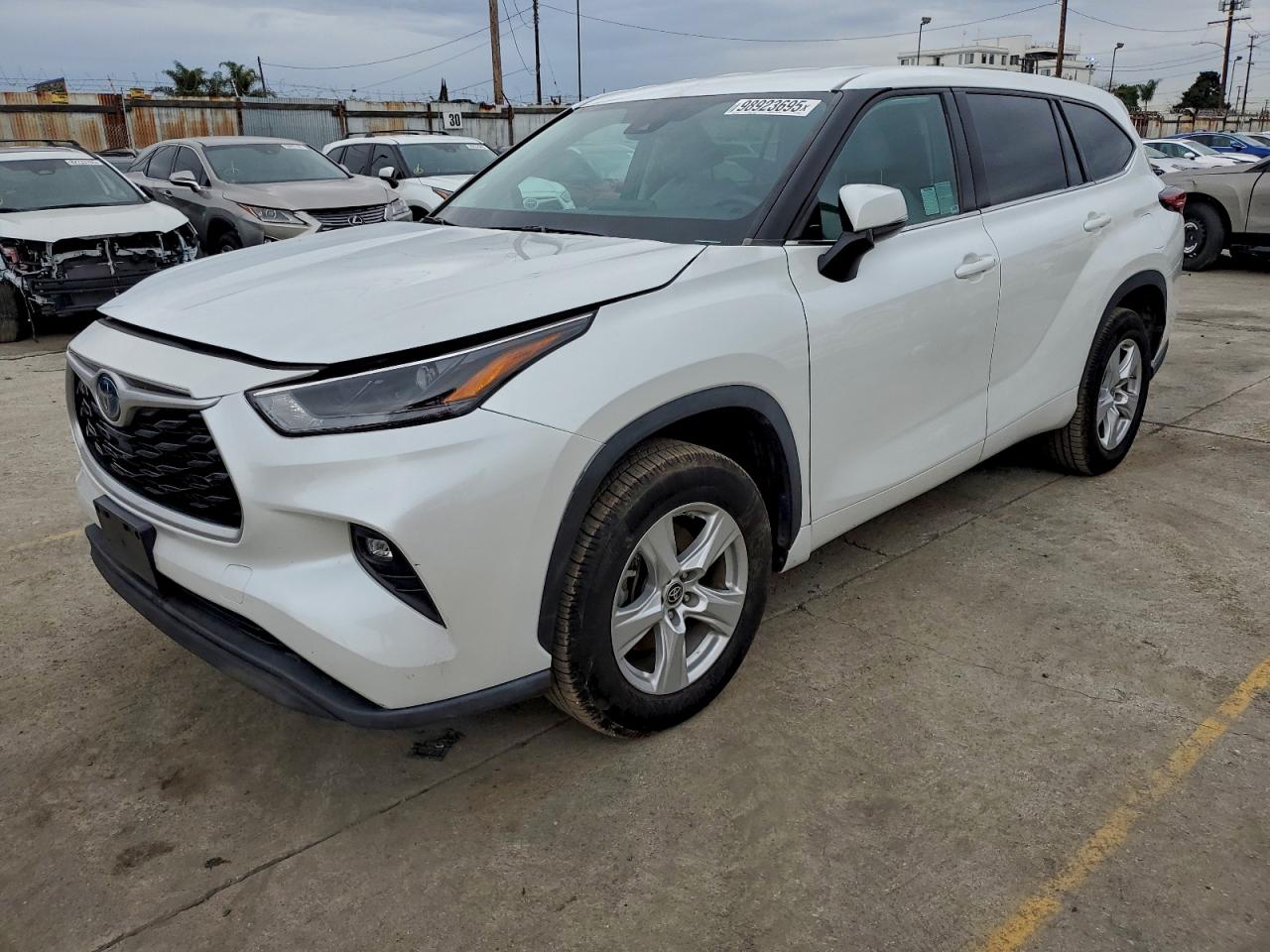 2022 TOYOTA HIGHLANDER