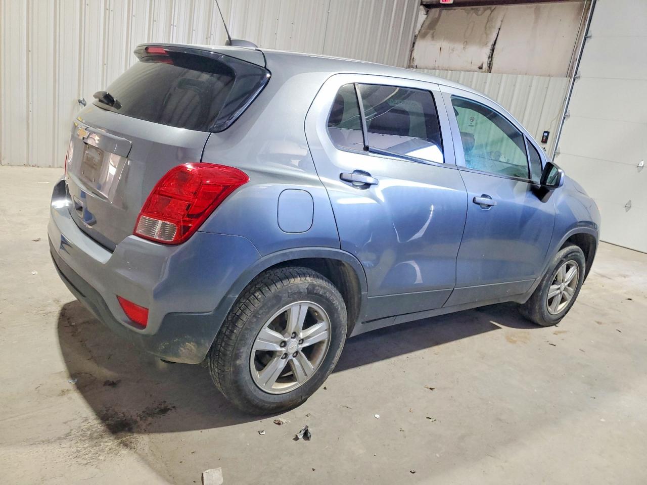 2020 CHEVROLET TRAX LS photo 3